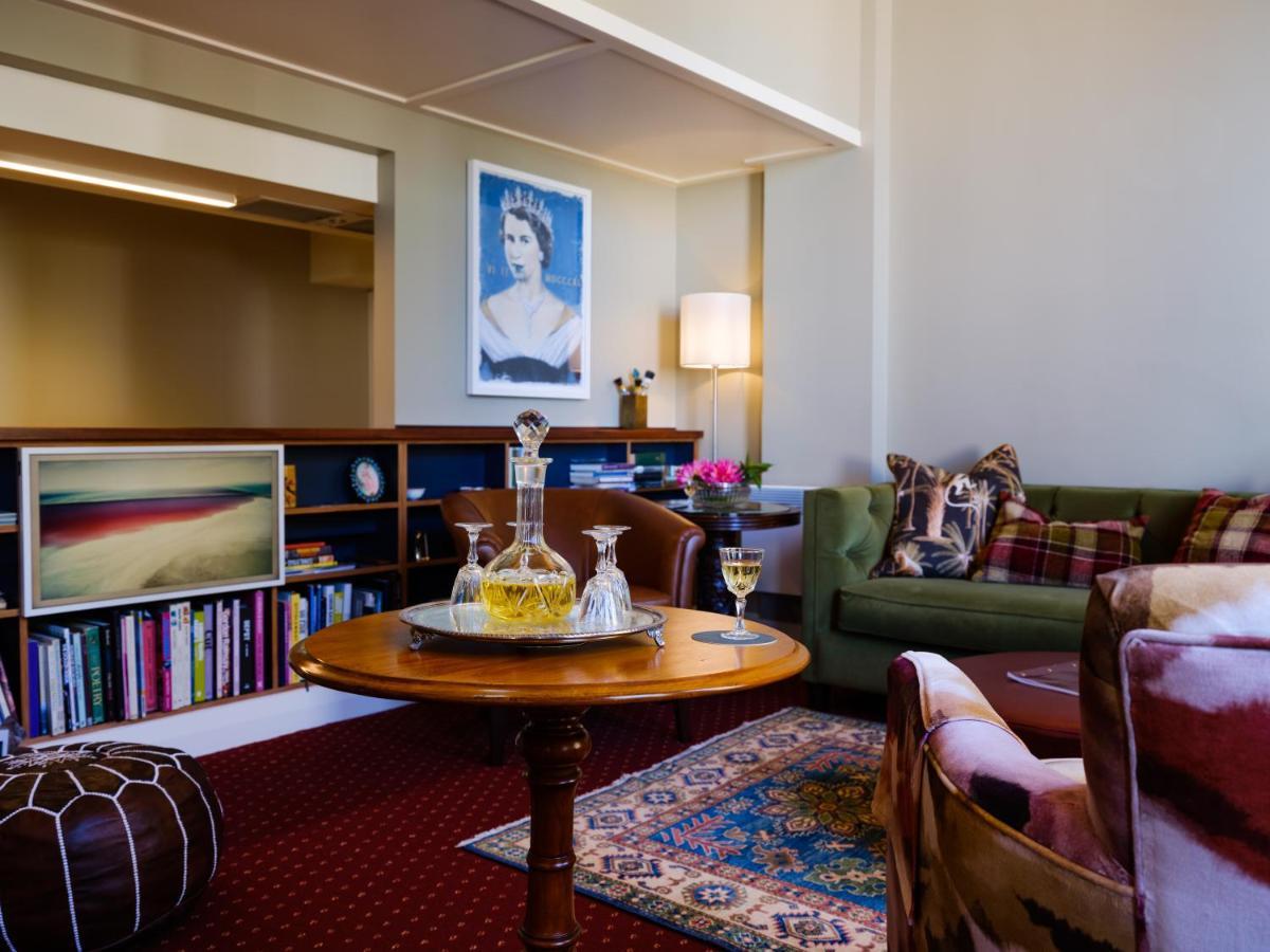 Bell Hill Apartments Dunedin Esterno foto